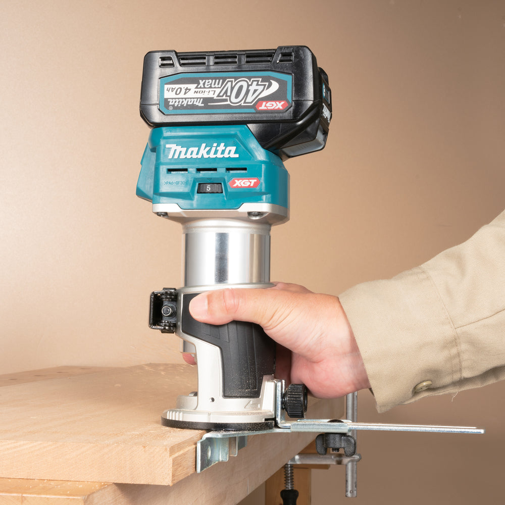 Makita RT001GZ04 Multifräs